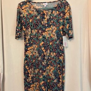Lularoe. Julia dress. Size Medium. NWT.